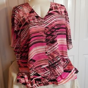 ⚘2 for $2Avenue pink and black blouse